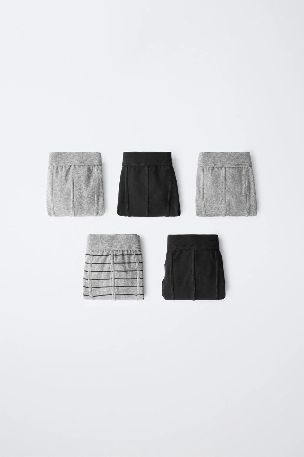 6-14 YEARS / 5-PACK OF STRIPED AND PLAIN BOXERS