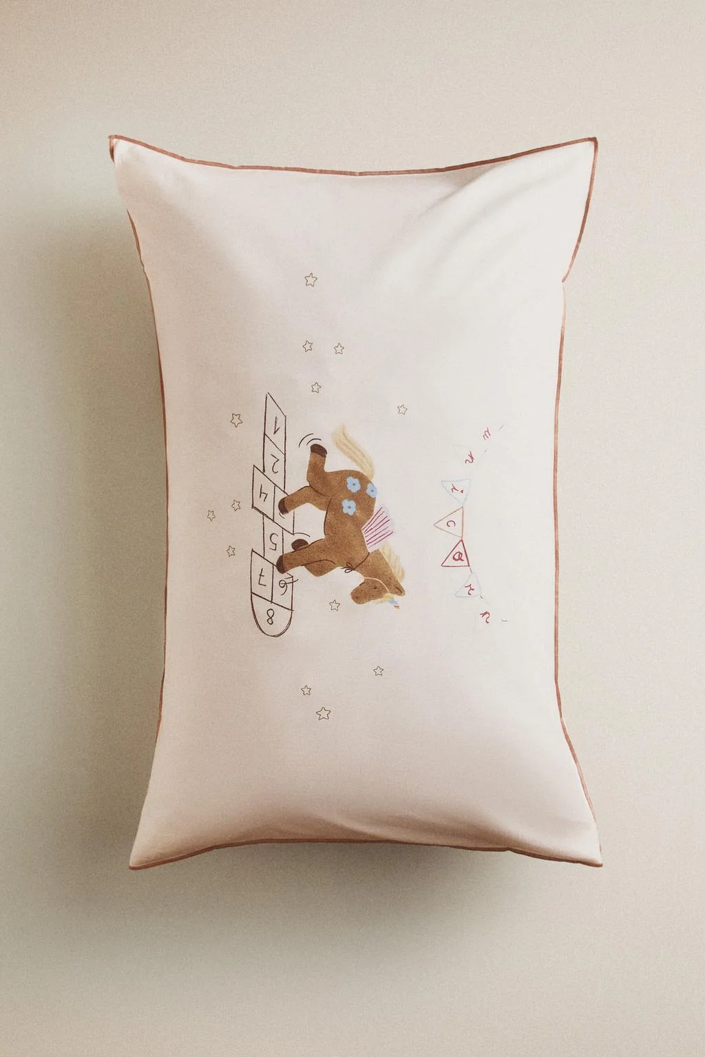 KIDS' UNICORN PILLOWCASE