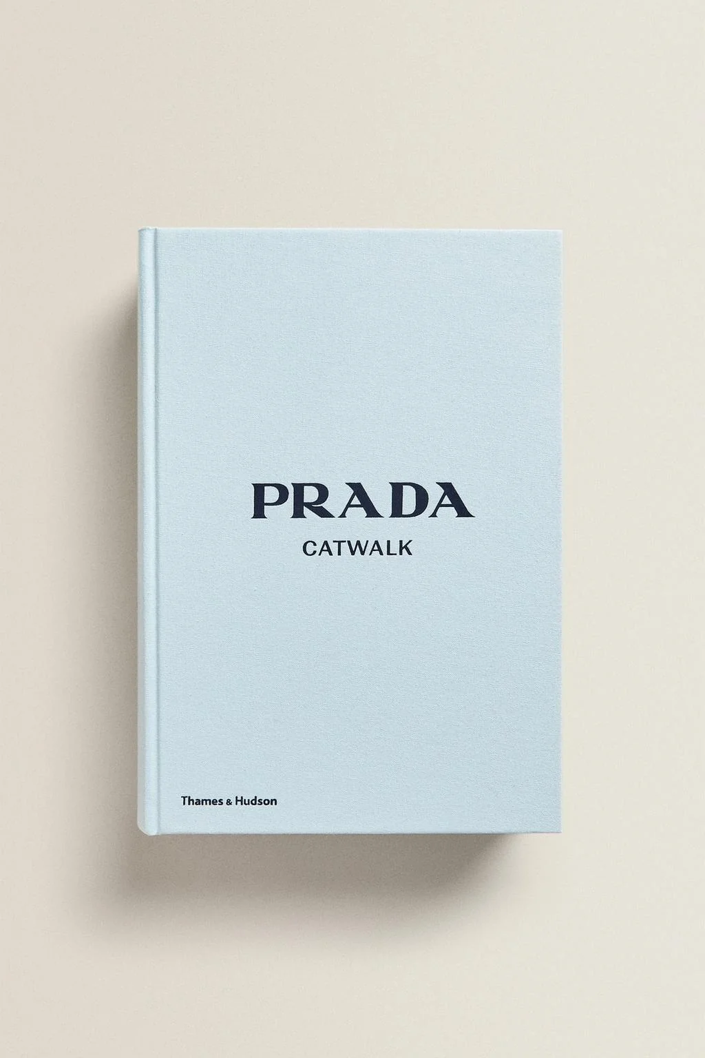 Книга о подиуме Prada (английский)