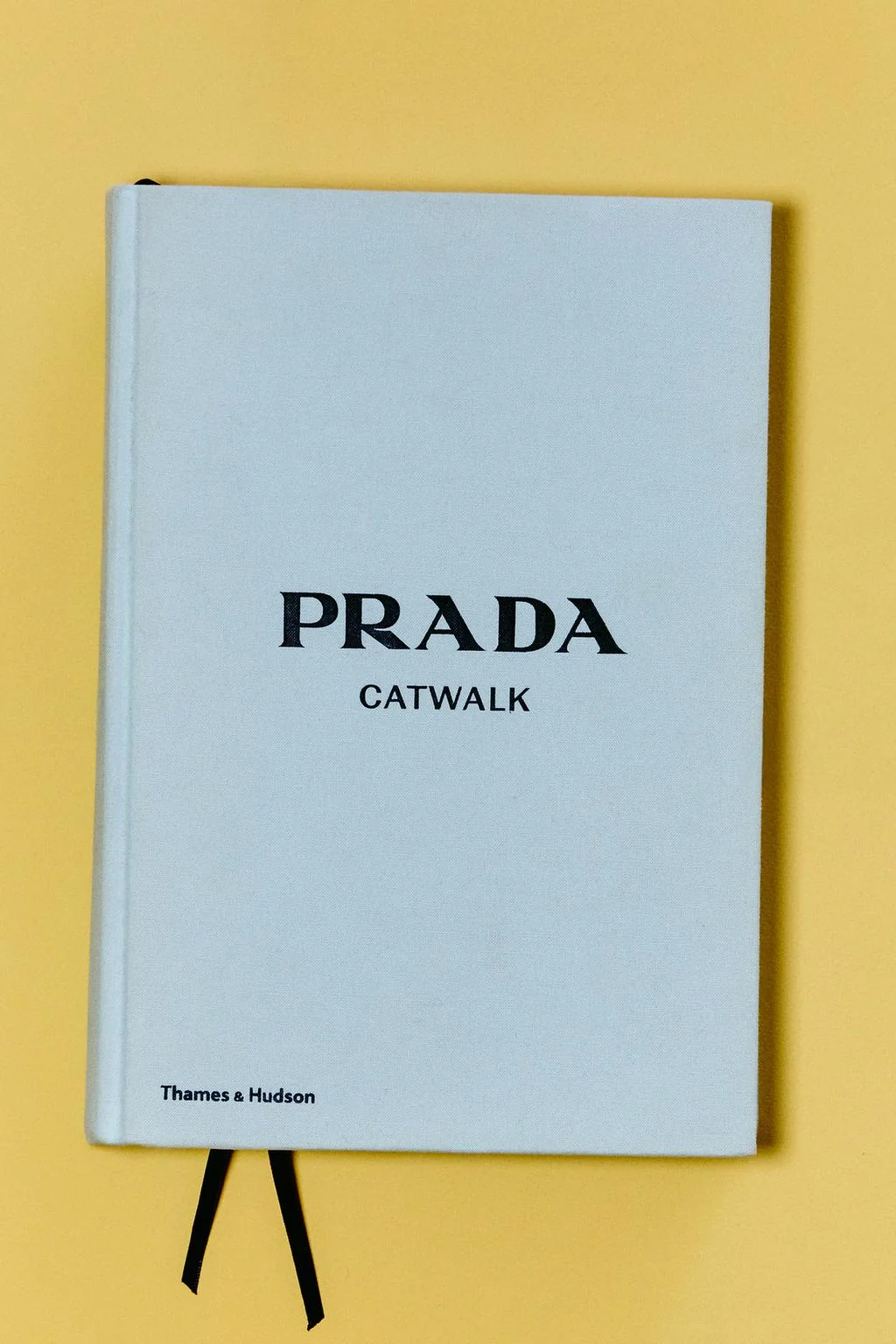 Книга о подиуме Prada (английский)