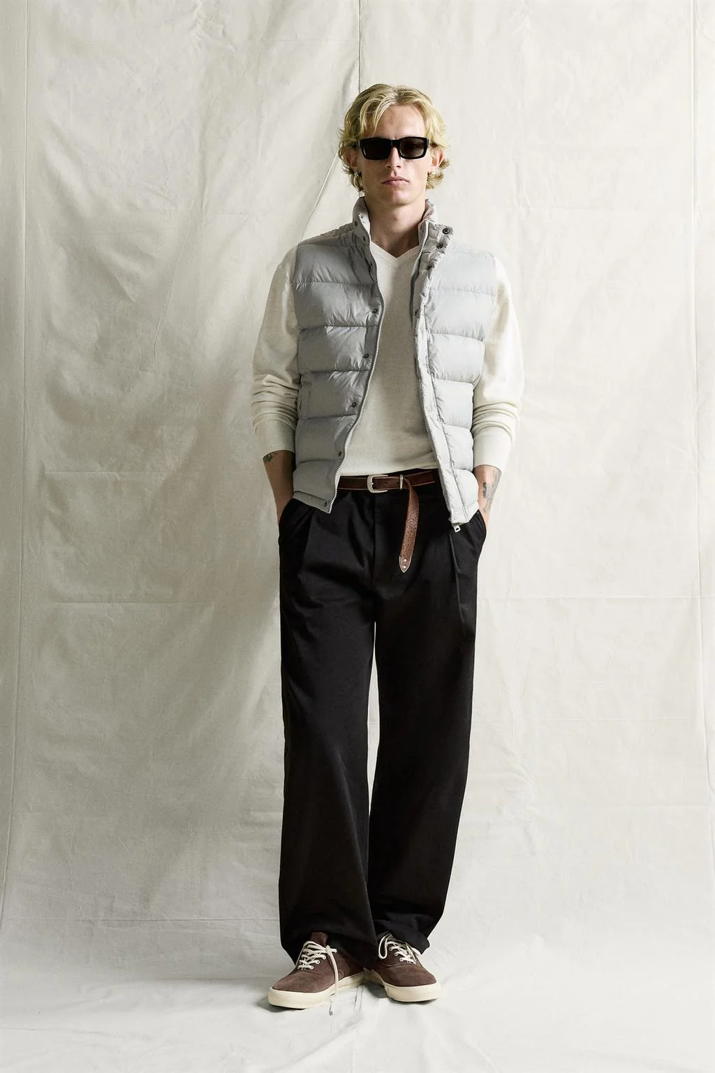WATER-REPELLENT 80% DOWN AND 20% FEATHER GILET