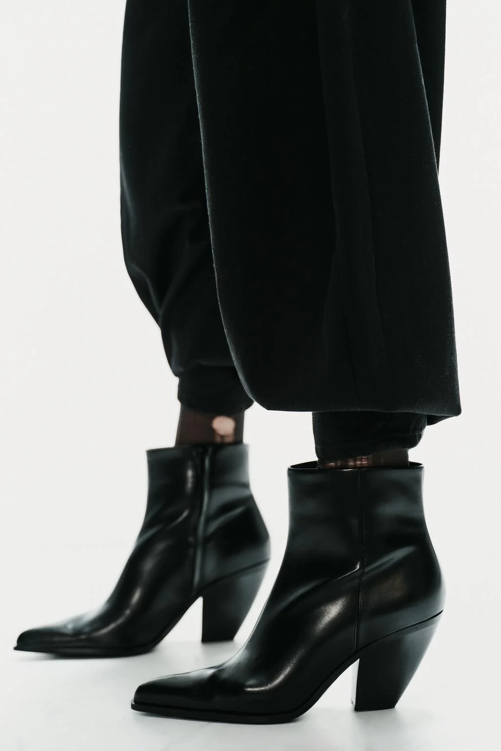 COWBOY HEEL ANKLE BOOTS
