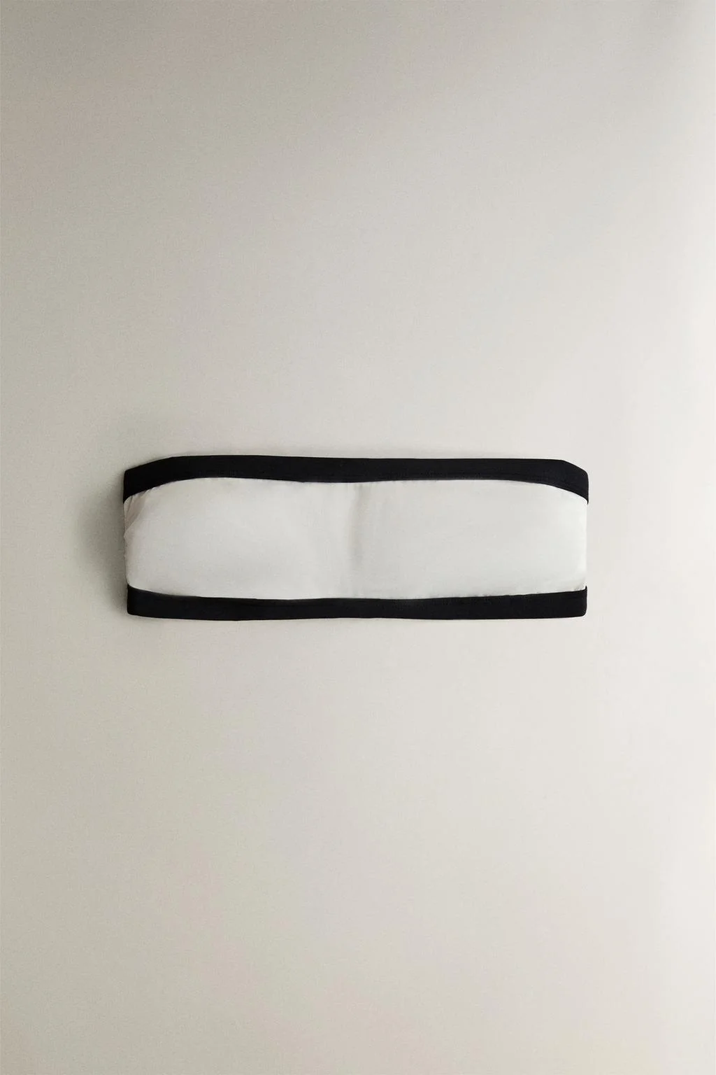 Пляжный топ бикини с контрастной полоской