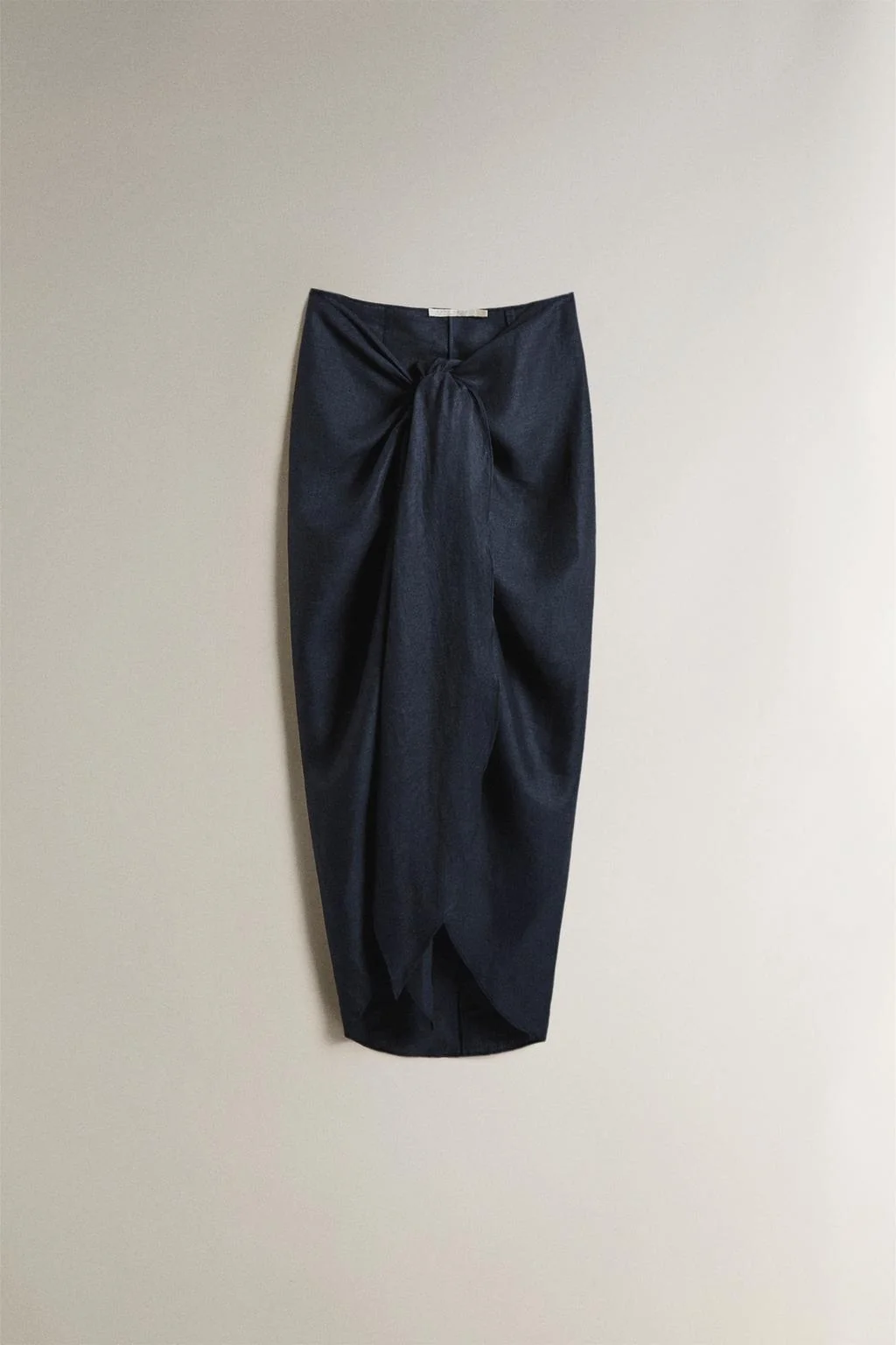 Длинный льняной пляжный саронг с узлом