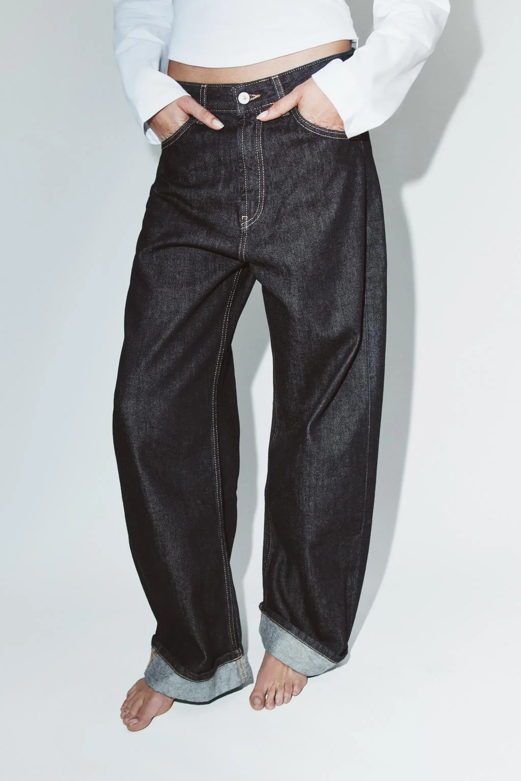 TRF BAGGY FOLDED MID-WAIST JEANS