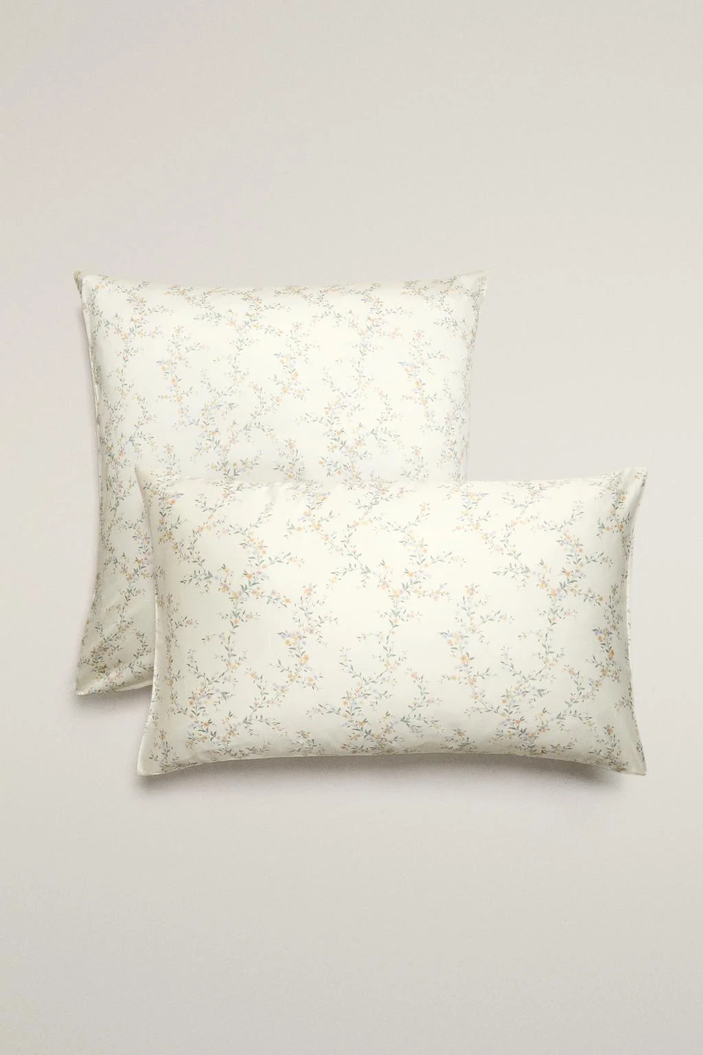 FLORAL PRINT SATEEN PILLOWCASE