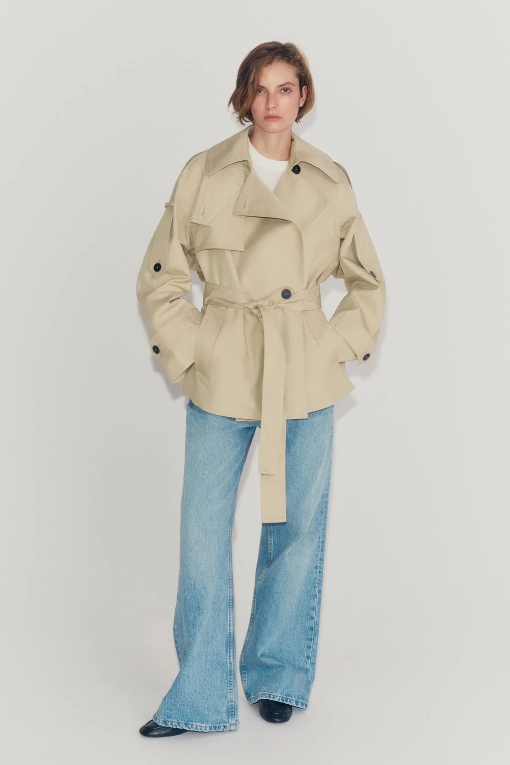 Пальто-тренч короткое с поясом ZW Collection