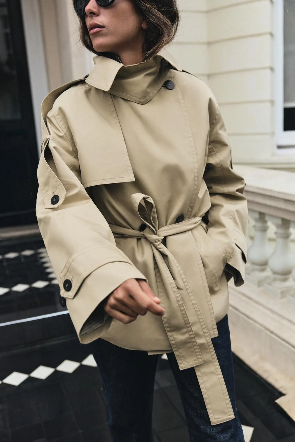 Пальто-тренч короткое с поясом ZW Collection