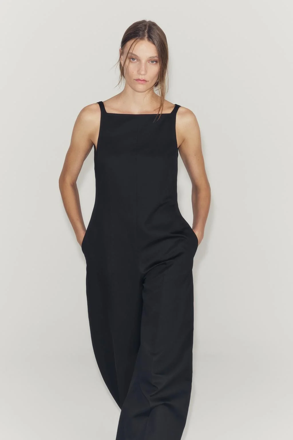 Комбинезон макси с драпировкой на спине ZW Collection