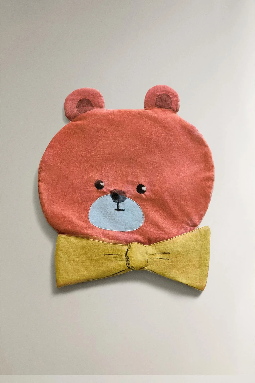 Детская салфетка с медведем X The Animals Observatory — Время праздника