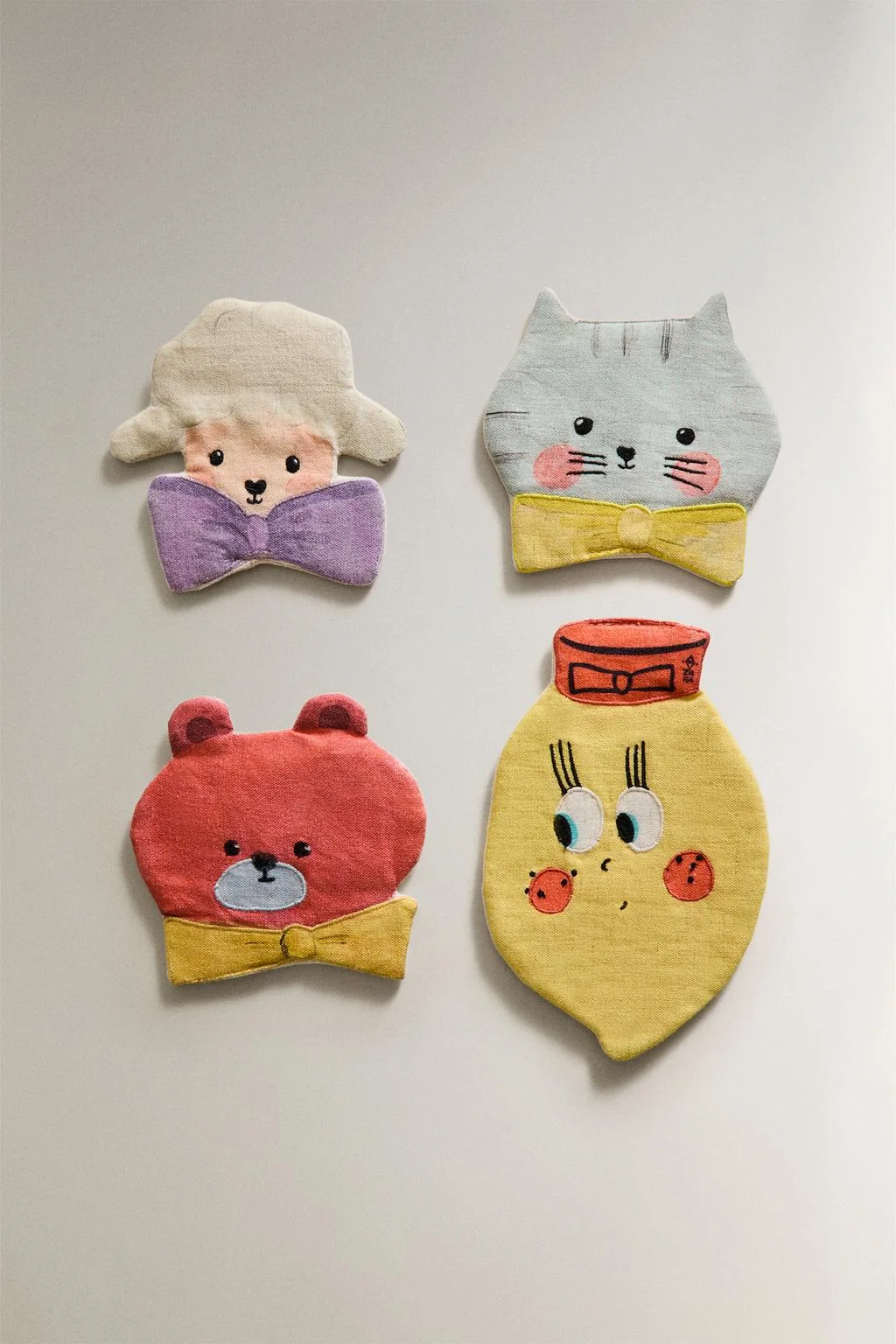 Набор из 4 детских подставок X The Animals Observatory — Время праздника