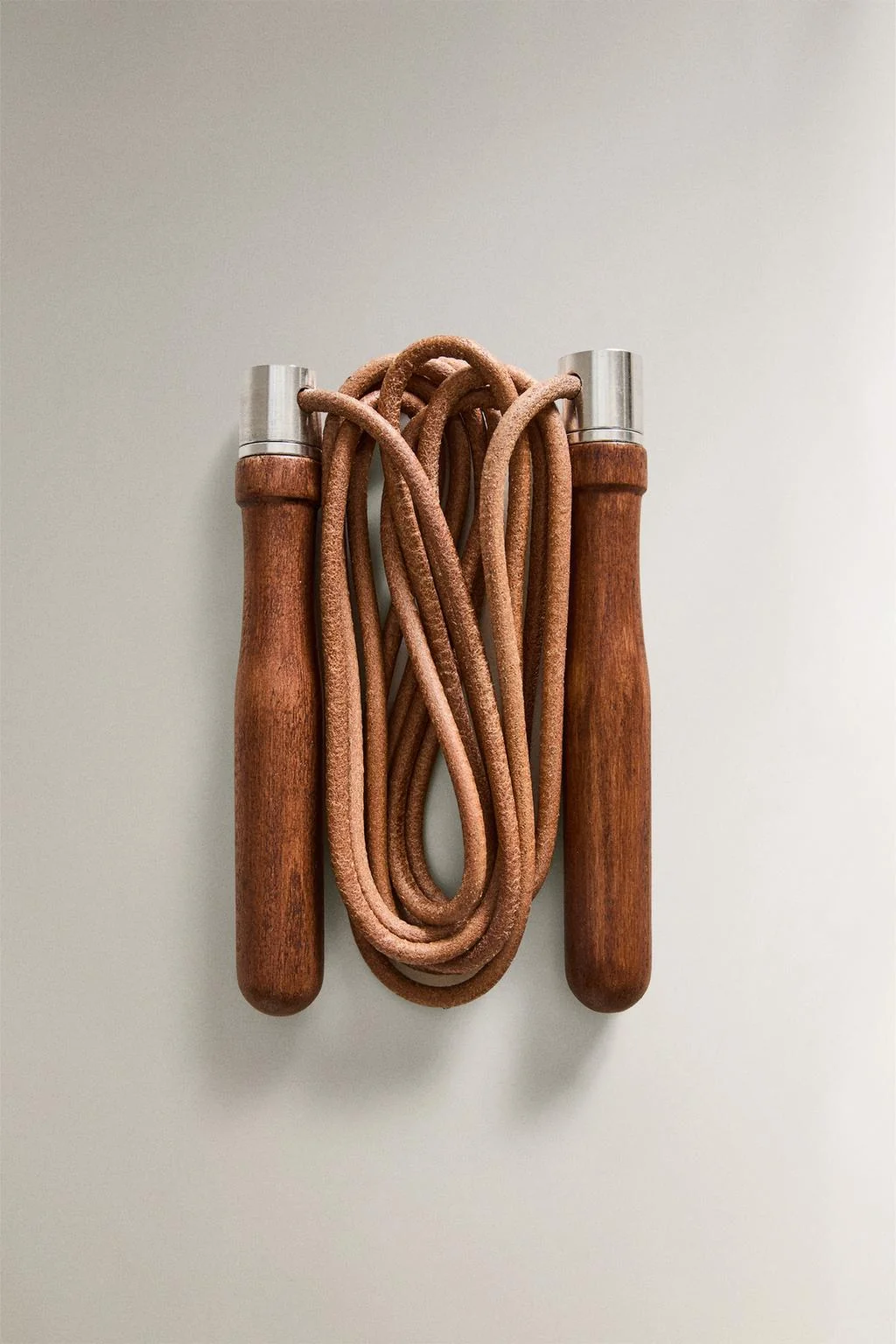 Скакалка из кожи